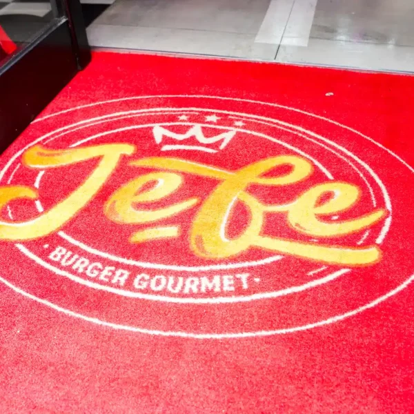 Tapis avec logo Jefe Burger